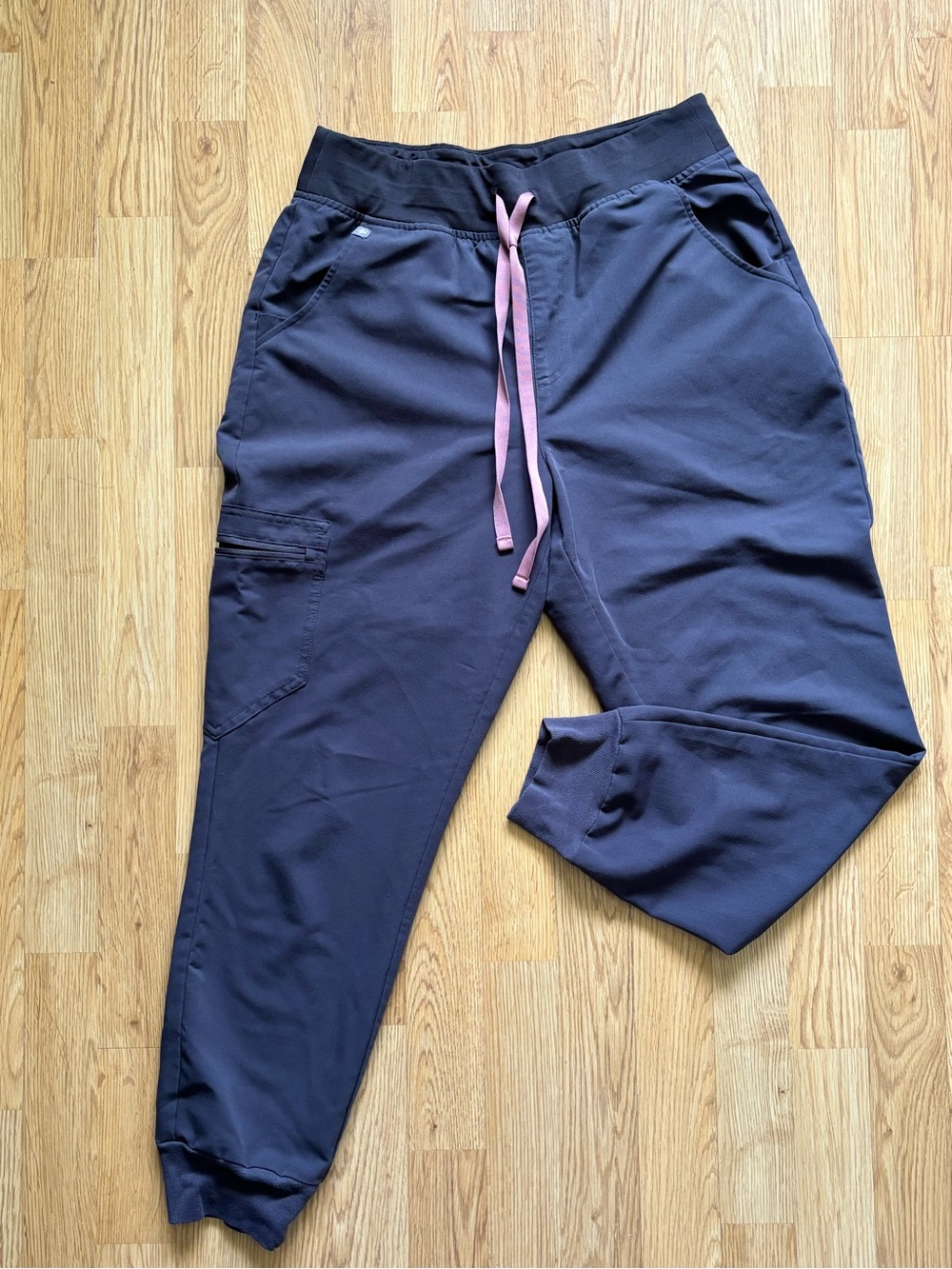 FIGS-  Medium Zamora Joggers- Charcoal